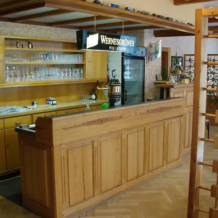 Hotel-restaurant-adler מלון רייכנבאך אים פוגטלנד